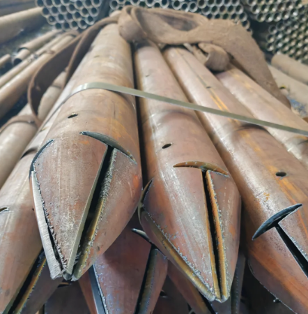 博尔塔拉出尖打孔加工无缝注浆钢花管注浆管厂家